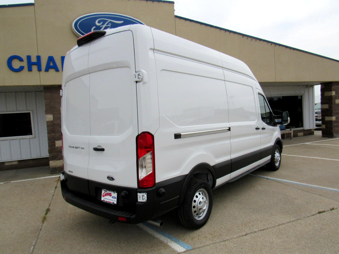 2025 Ford Transit Cargo Van photo 2
