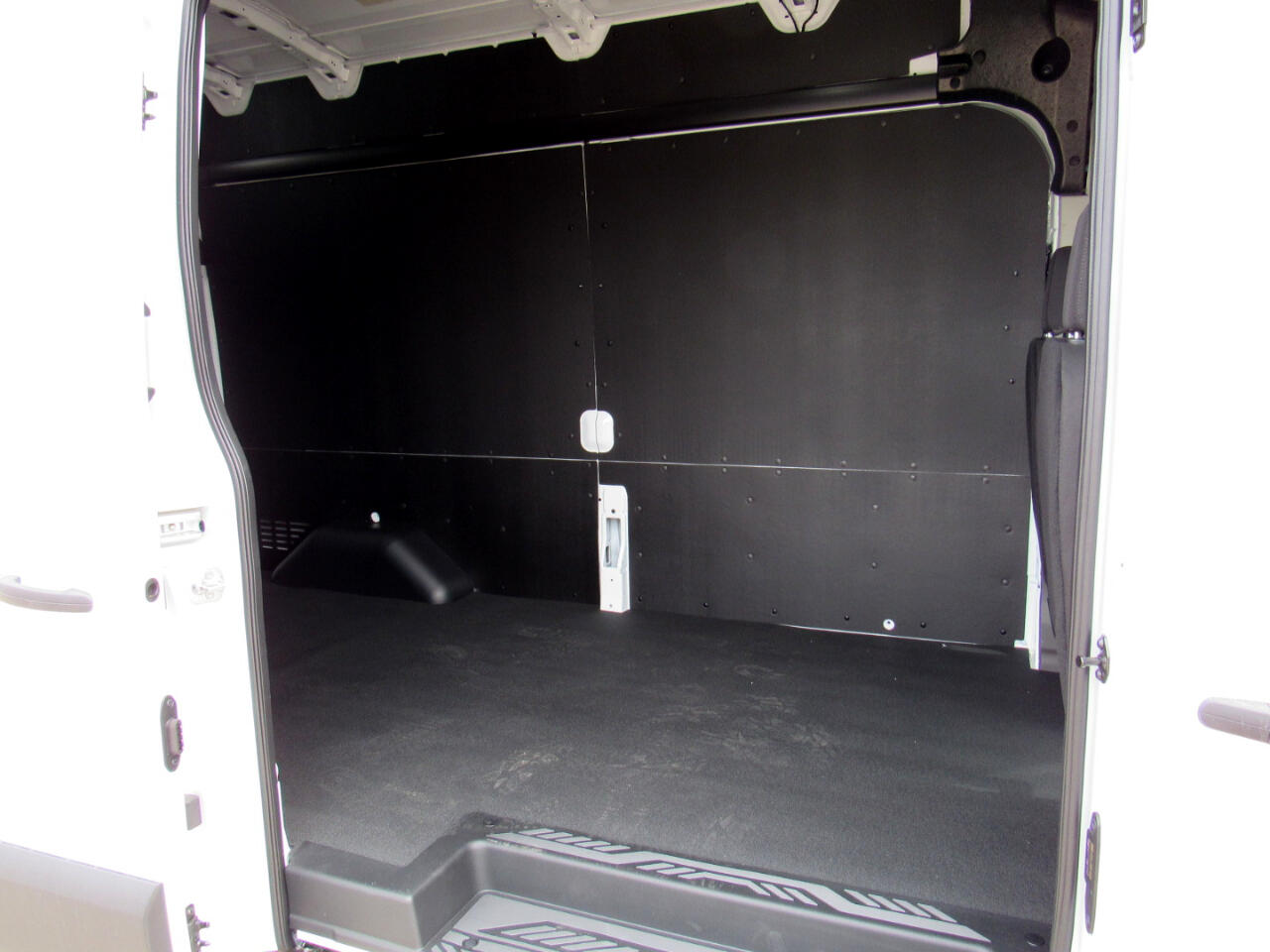 Ford Transit Cargo Van T-350 148" Hi Rf 9500 GVWR RWD 2025 Ford Transit Cargo Van T-350 148" Hi Rf 9500 GVWR RWD 2025