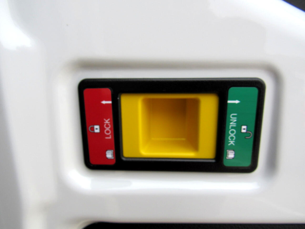 Ford Transit Cargo Van T-350 148" Hi Rf 9500 GVWR RWD 2025 Ford Transit Cargo Van T-350 148" Hi Rf 9500 GVWR RWD 2025