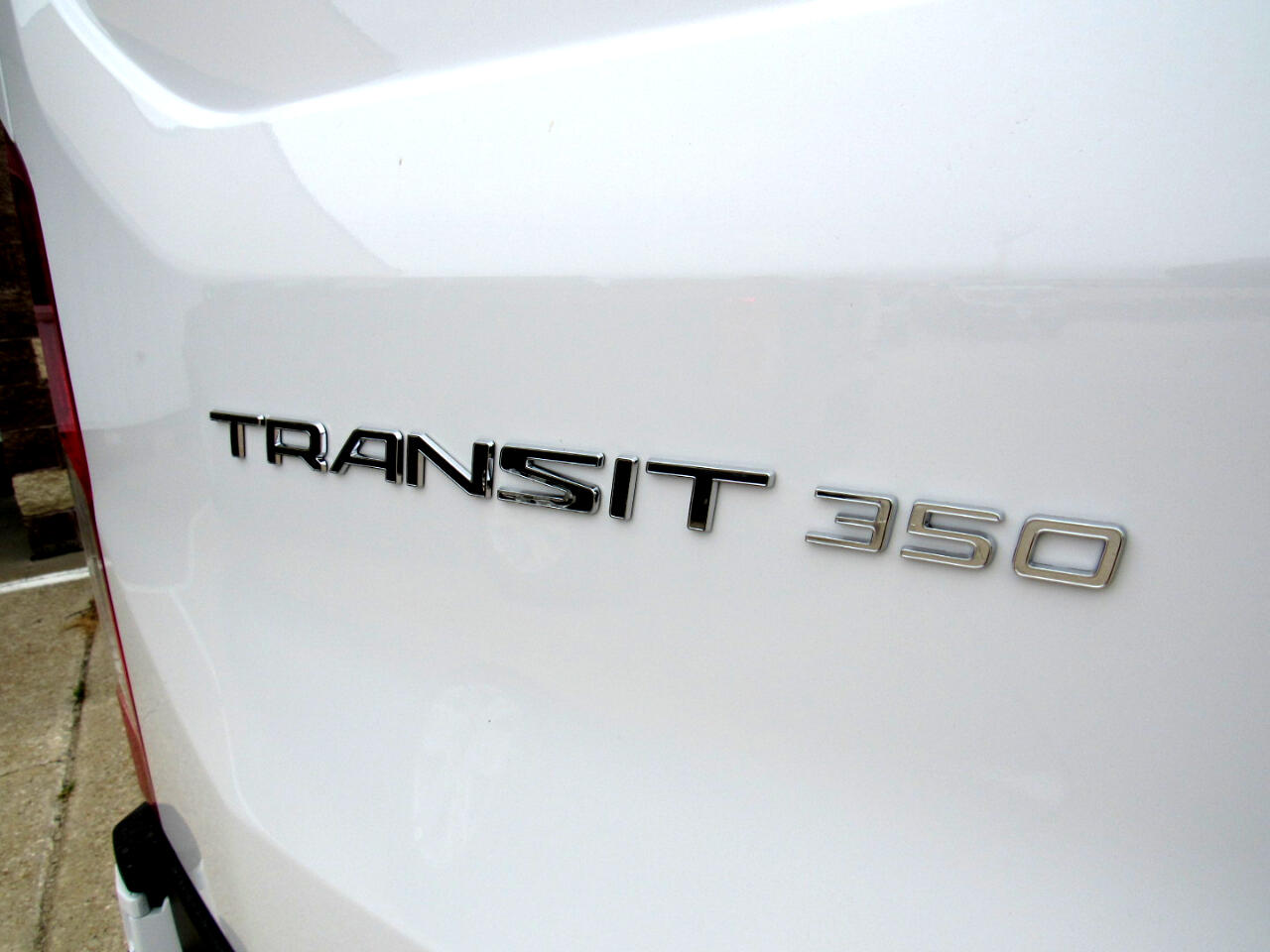 Ford Transit Cargo Van T-350 148" Hi Rf 9500 GVWR RWD 2025 Ford Transit Cargo Van T-350 148" Hi Rf 9500 GVWR RWD 2025