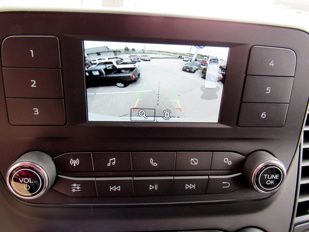 Ford Transit Cargo Van T-350 148" Hi Rf 9500 GVWR RWD 2025 Ford Transit Cargo Van T-350 148" Hi Rf 9500 GVWR RWD 2025