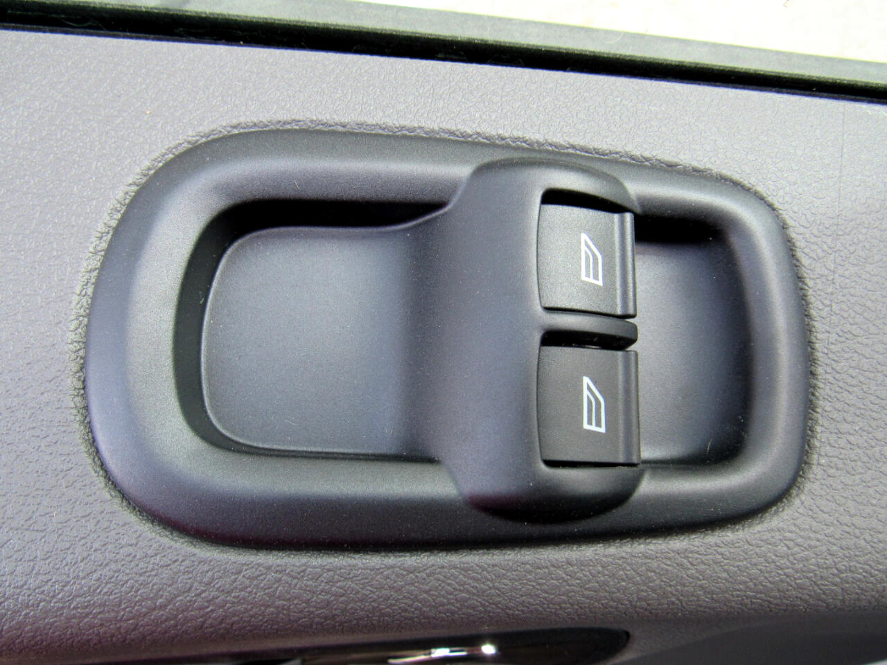 Ford Transit Cargo Van T-250 148" Med Rf 9070 GVWR RWD 2025 Ford Transit Cargo Van T-250 148" Med Rf 9070 GVWR RWD 2025