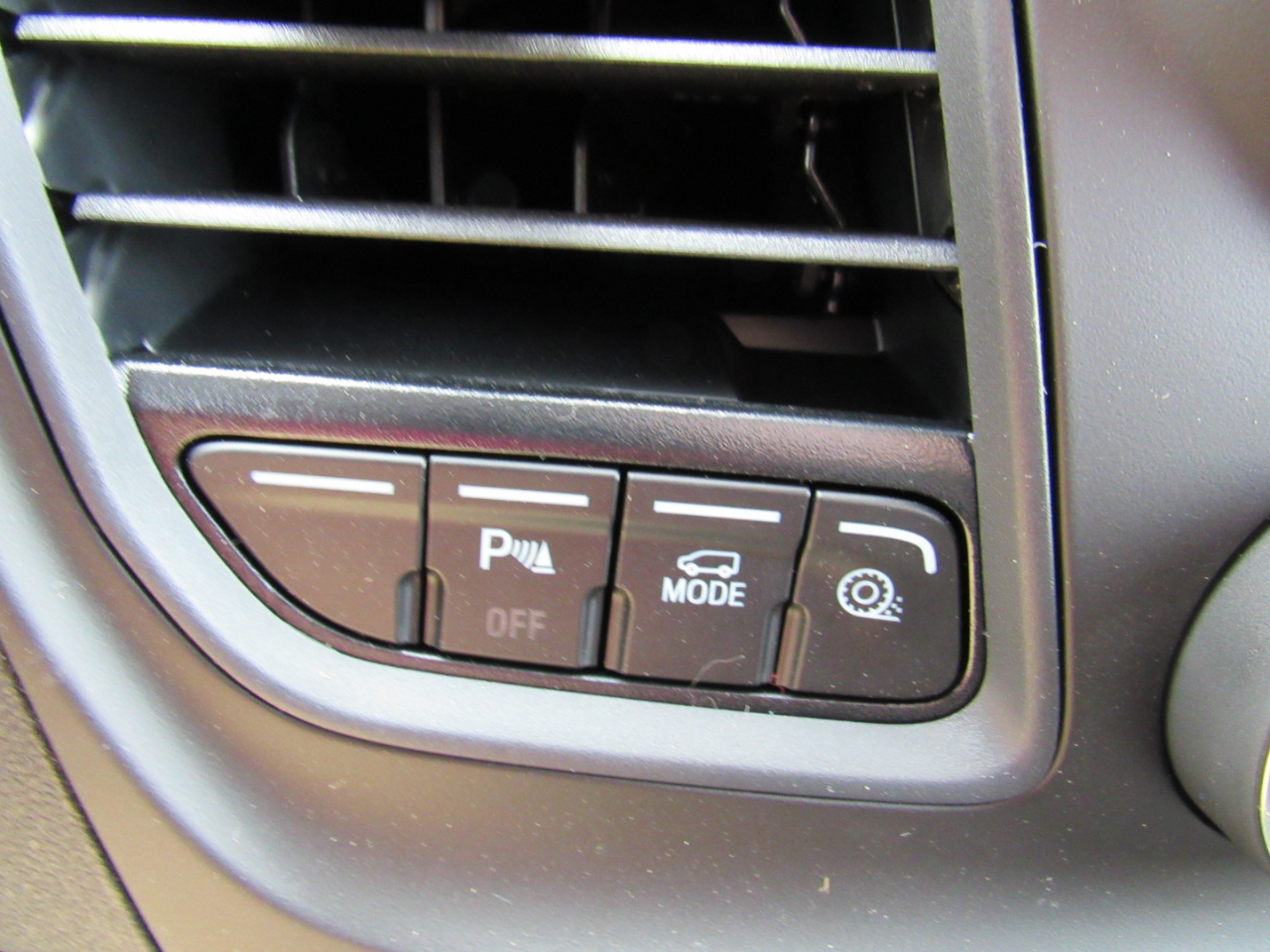 Ford Transit Cargo Van T-250 148" Med Rf 9070 GVWR RWD 2025 Ford Transit Cargo Van T-250 148" Med Rf 9070 GVWR RWD 2025