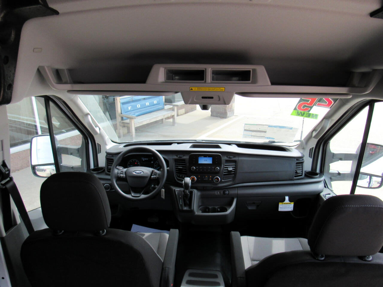 Ford Transit Cargo Van T-250 148" Med Rf 9070 GVWR RWD 2025 Ford Transit Cargo Van T-250 148" Med Rf 9070 GVWR RWD 2025