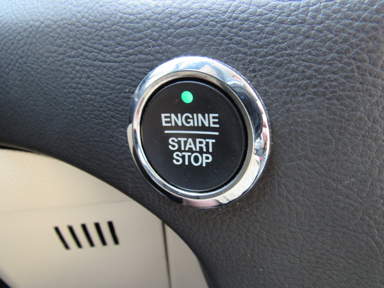 Ford Edge Titanium AWD 2024 Ford Edge Titanium AWD 2024