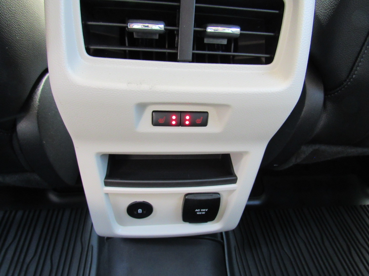 Ford Edge Titanium AWD 2024 Ford Edge Titanium AWD 2024