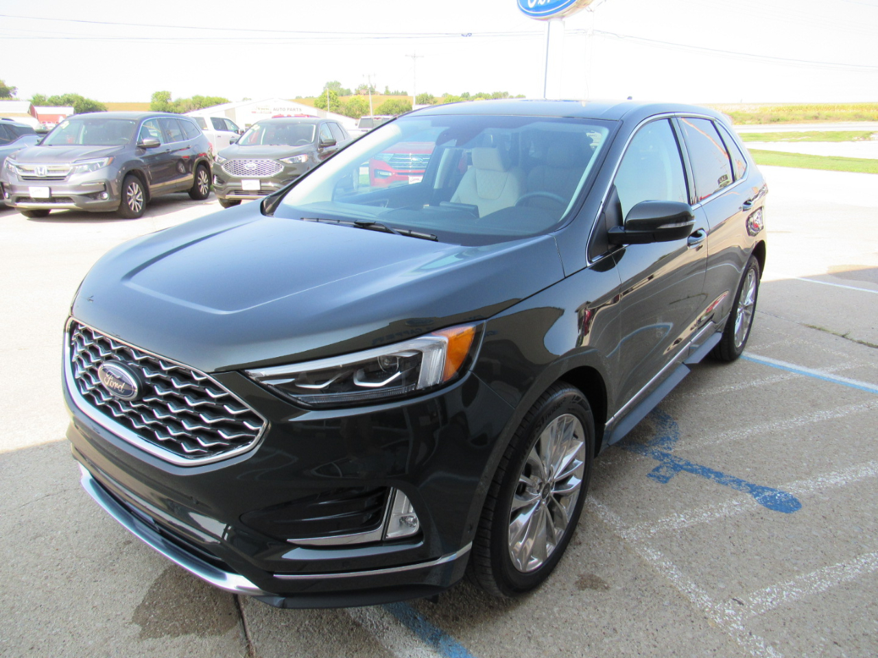 Ford Edge Titanium AWD 2024