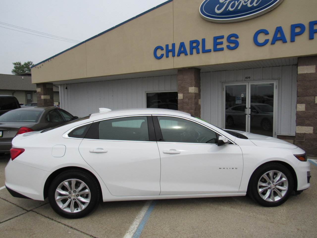 2024 Chevrolet Malibu 1LT photo 4