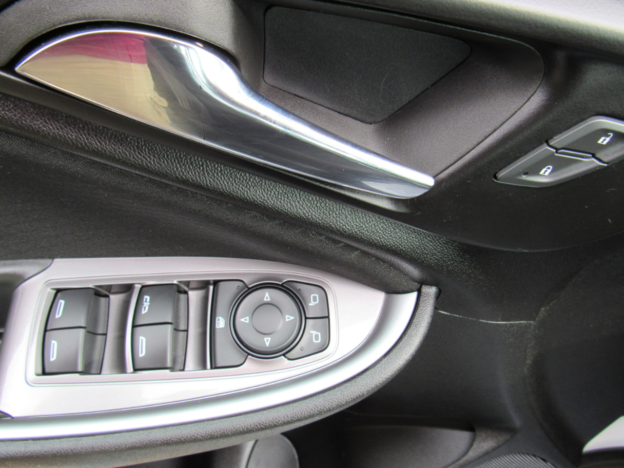 2024 Chevrolet Malibu 1LT photo 9