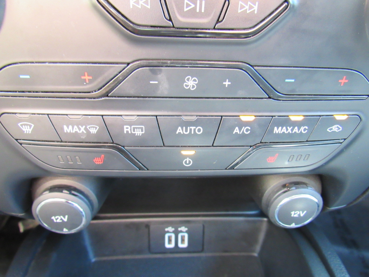 2021 Ford Ranger Lariat photo 21