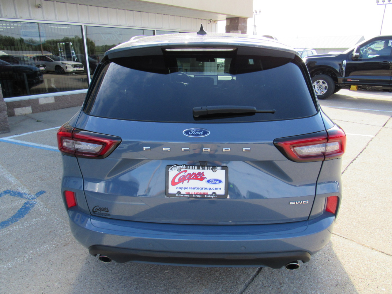 2023 Ford Escape ST-Line photo 6