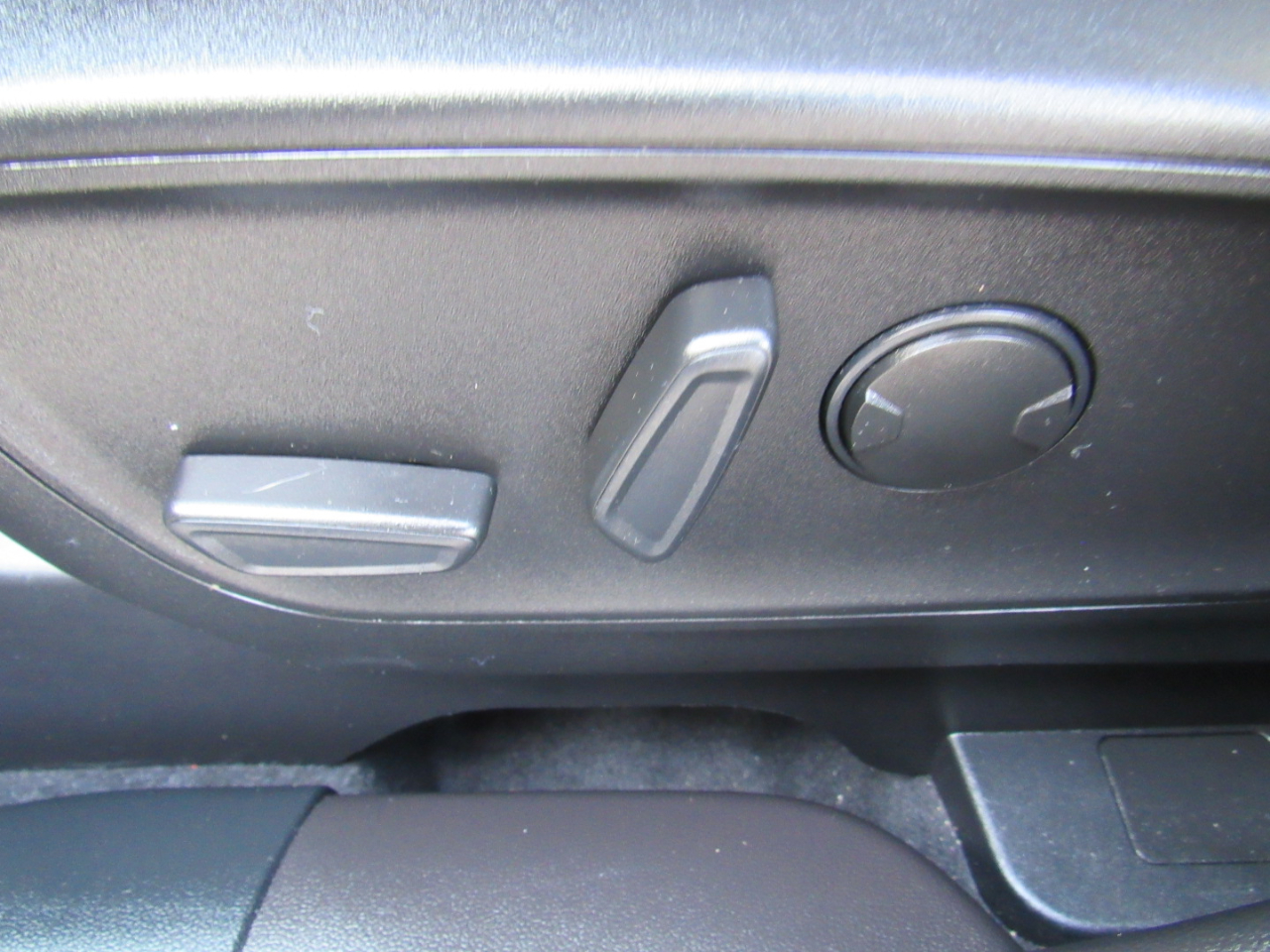 2023 Ford Escape ST-Line photo 9