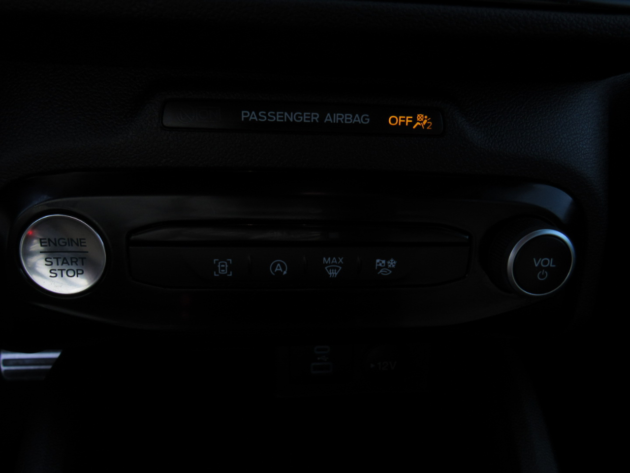 2023 Ford Escape ST-Line photo 17