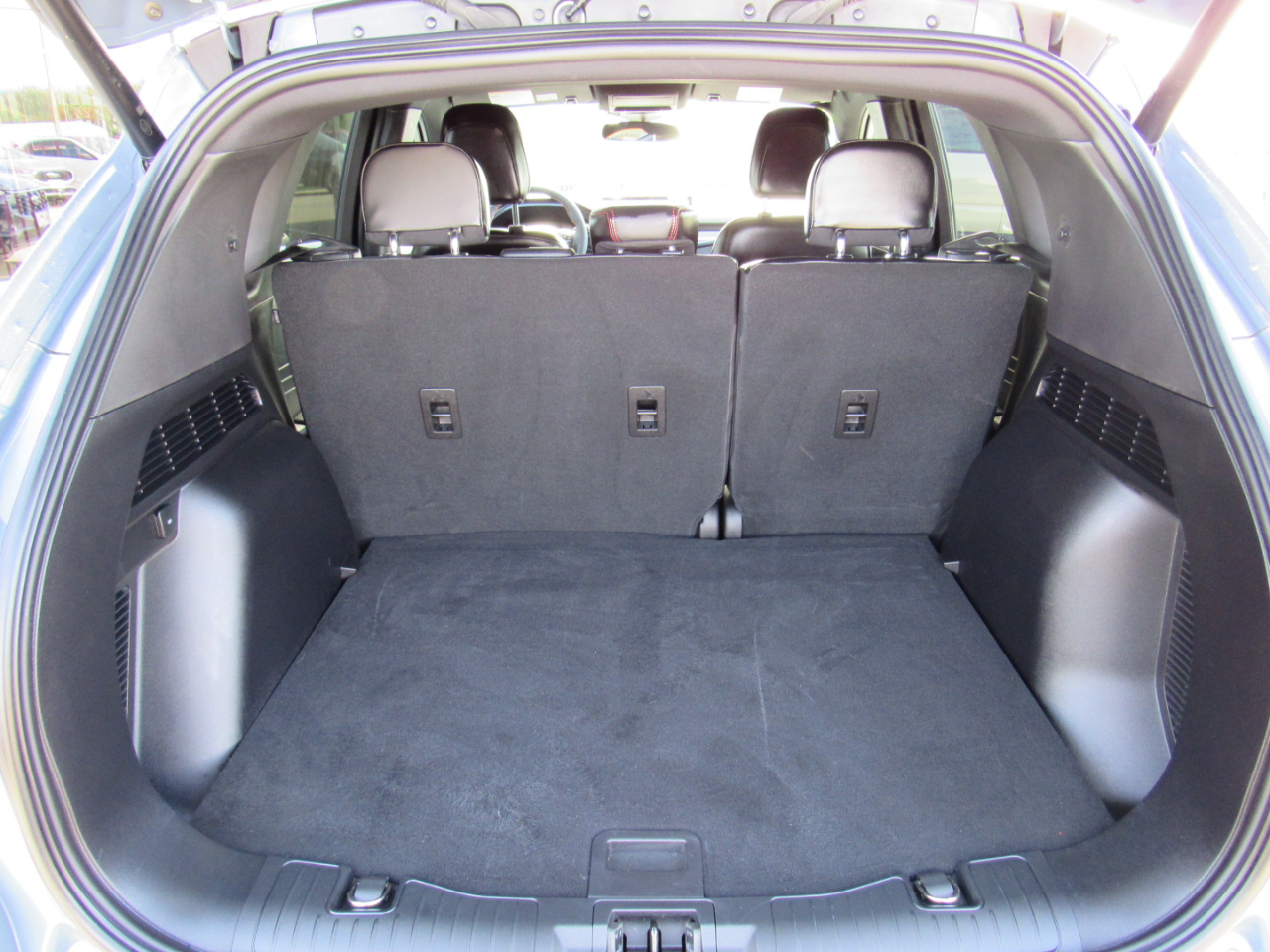 2023 Ford Escape ST-Line photo 25