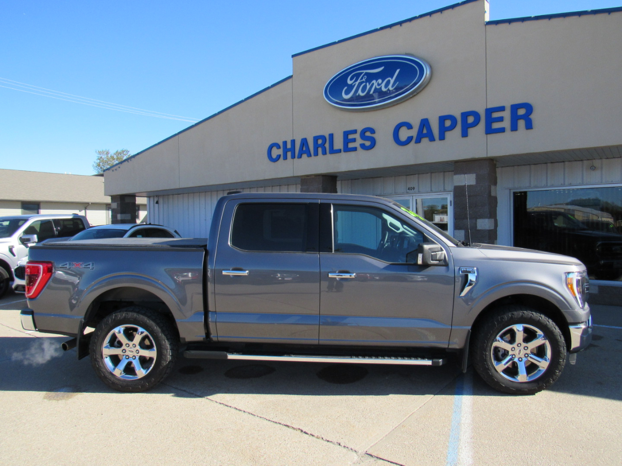 Ford F-150 XLT 4WD SuperCrew 5.5' Box 2023 Ford F-150 XLT 4WD SuperCrew 5.5' Box 2023