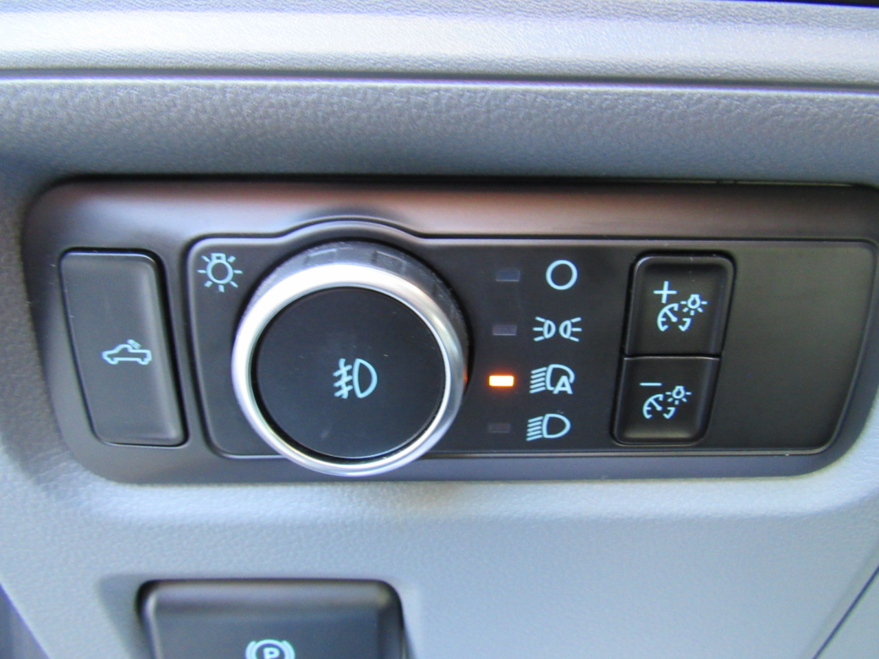 Ford F-150 XLT 4WD SuperCrew 5.5' Box 2023 Ford F-150 XLT 4WD SuperCrew 5.5' Box 2023