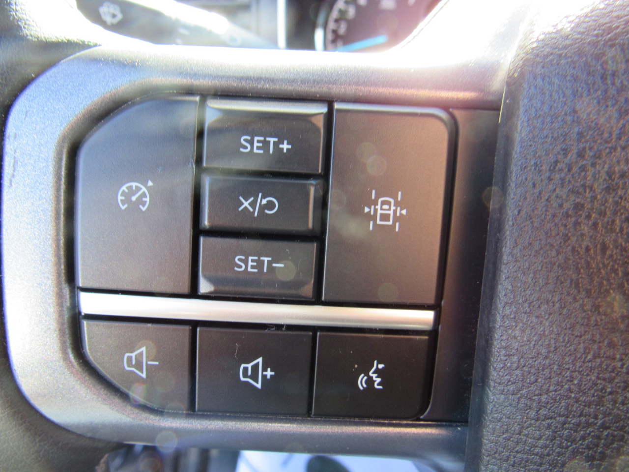 Ford F-150 XLT 4WD SuperCrew 5.5' Box 2023 Ford F-150 XLT 4WD SuperCrew 5.5' Box 2023