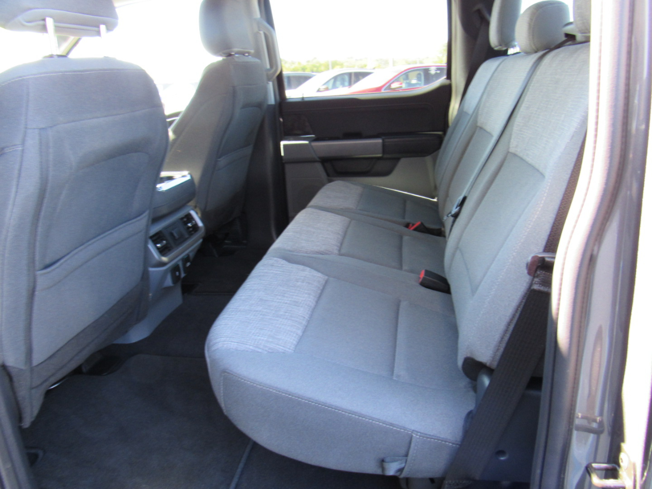 Ford F-150 XLT 4WD SuperCrew 5.5' Box 2023 Ford F-150 XLT 4WD SuperCrew 5.5' Box 2023