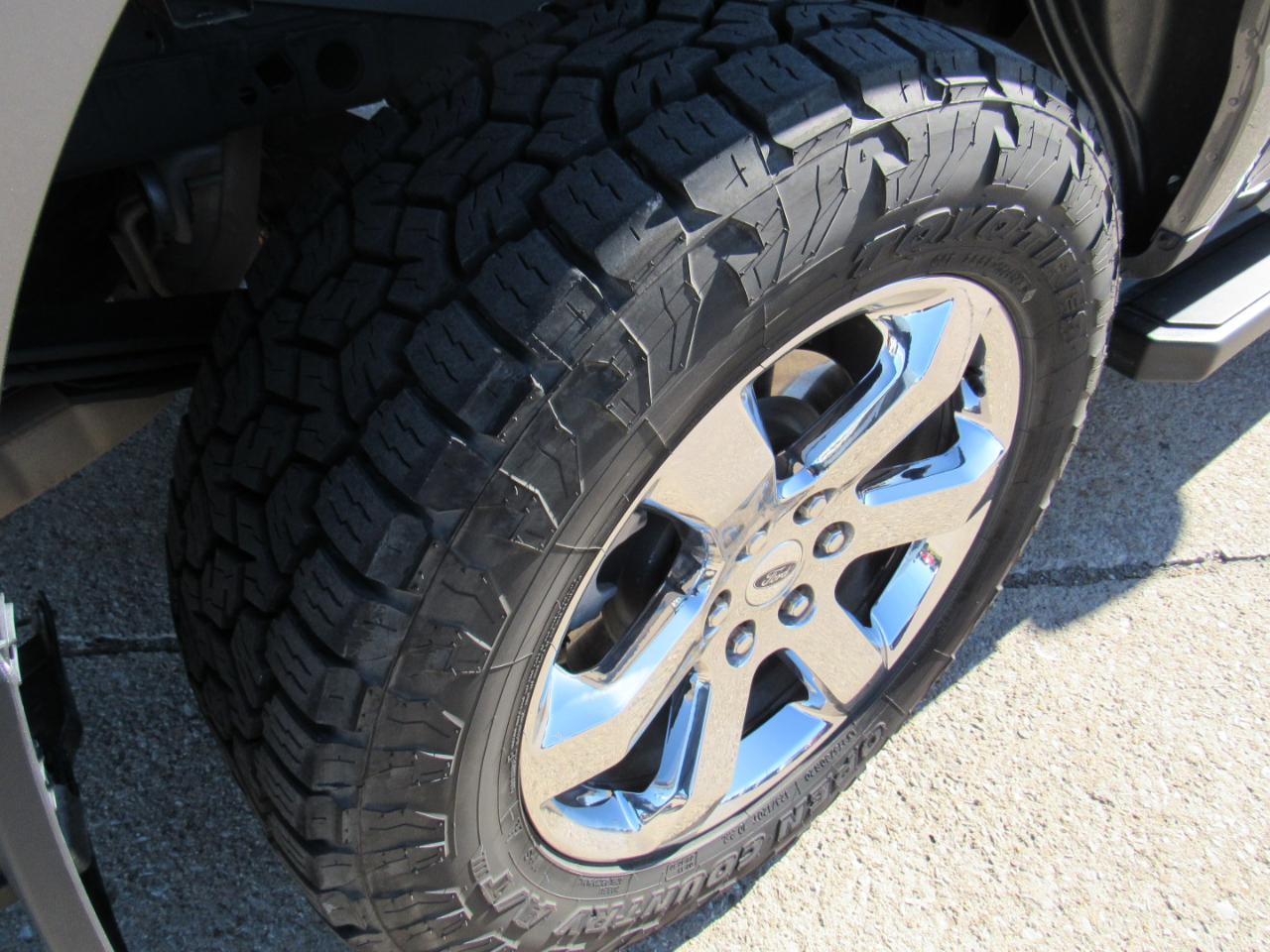 Ford F-150 XLT 4WD SuperCrew 5.5' Box 2023 Ford F-150 XLT 4WD SuperCrew 5.5' Box 2023