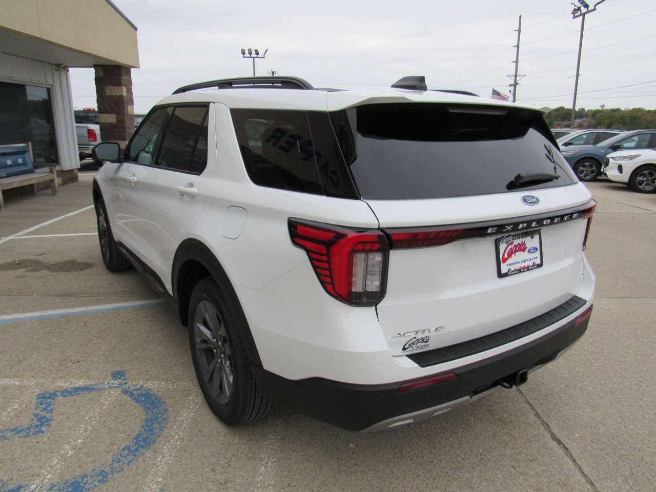 Ford Explorer Active 4WD 2026 Ford Explorer Active 4WD 2026