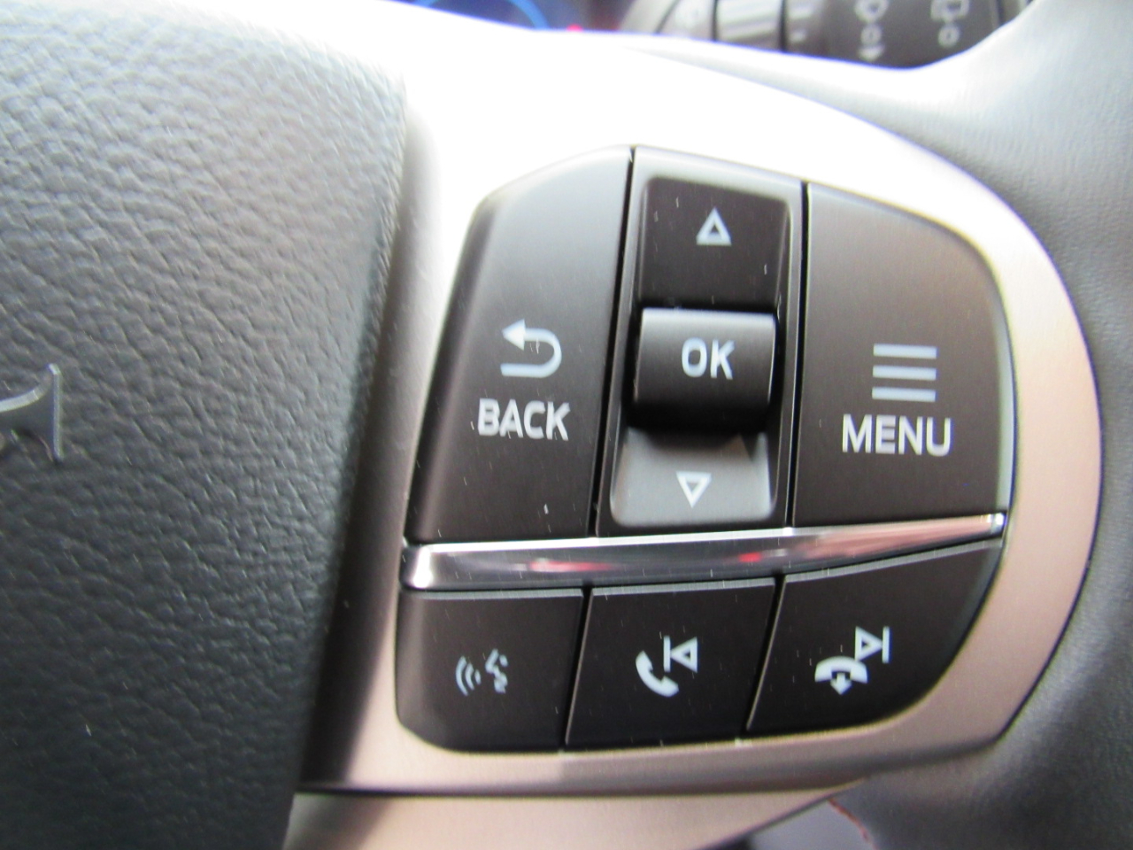 Ford Explorer Active 4WD 2026 Ford Explorer Active 4WD 2026