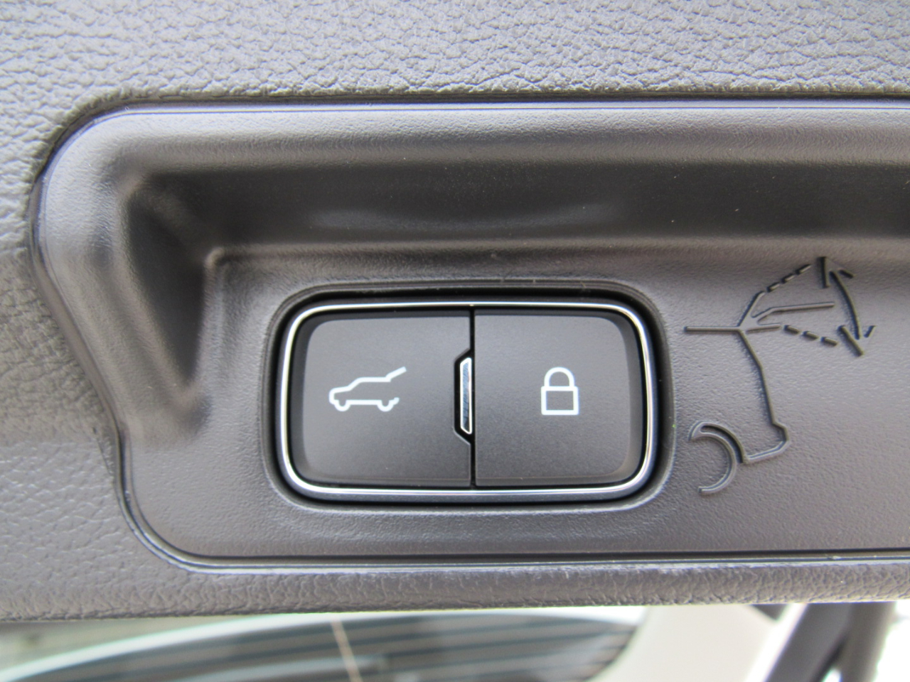 Ford Explorer Active 4WD 2026 Ford Explorer Active 4WD 2026