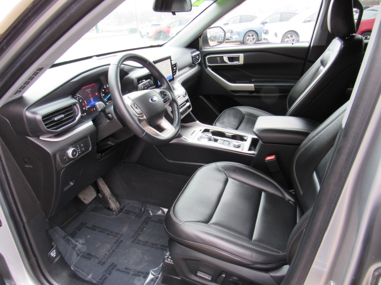 Ford Explorer XLT 4WD 2022