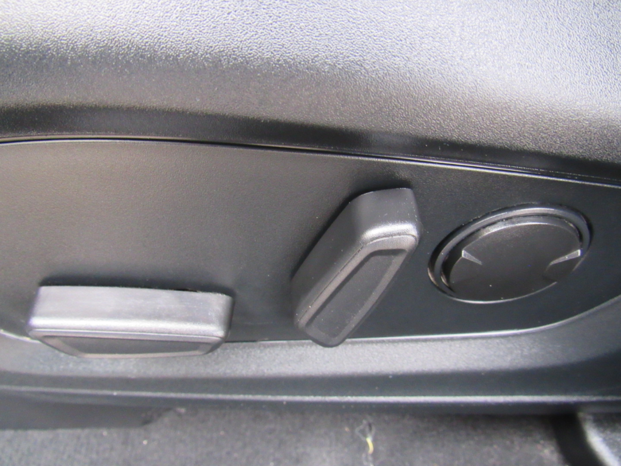 Ford Explorer XLT 4WD 2022