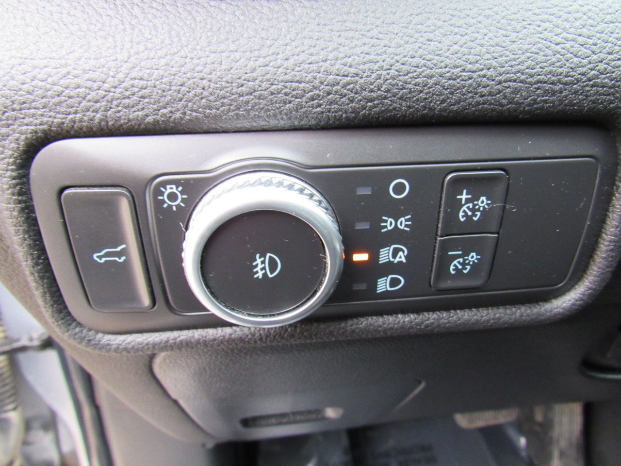 Ford Explorer XLT 4WD 2022