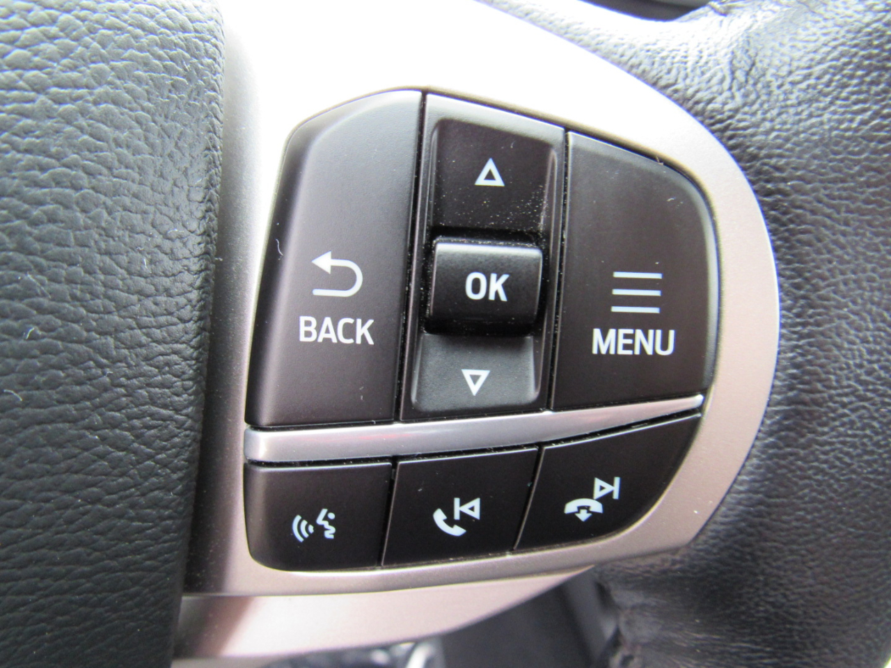 Ford Explorer XLT 4WD 2022