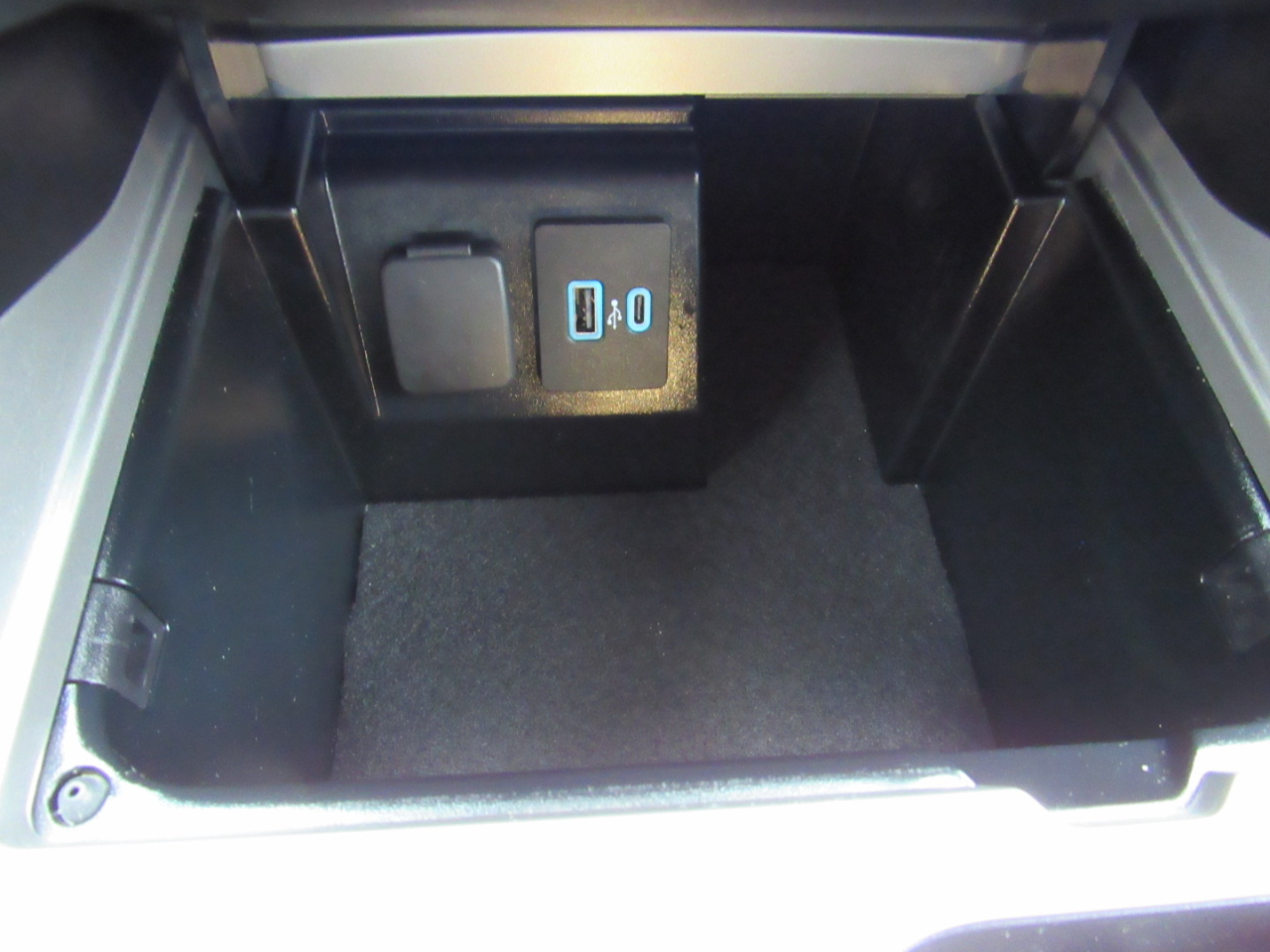 Ford Explorer XLT 4WD 2022