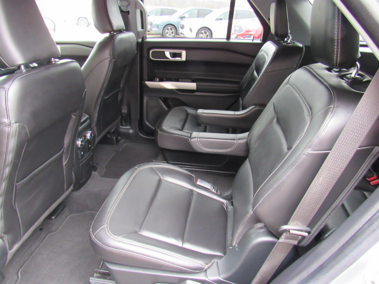 Ford Explorer XLT 4WD 2022