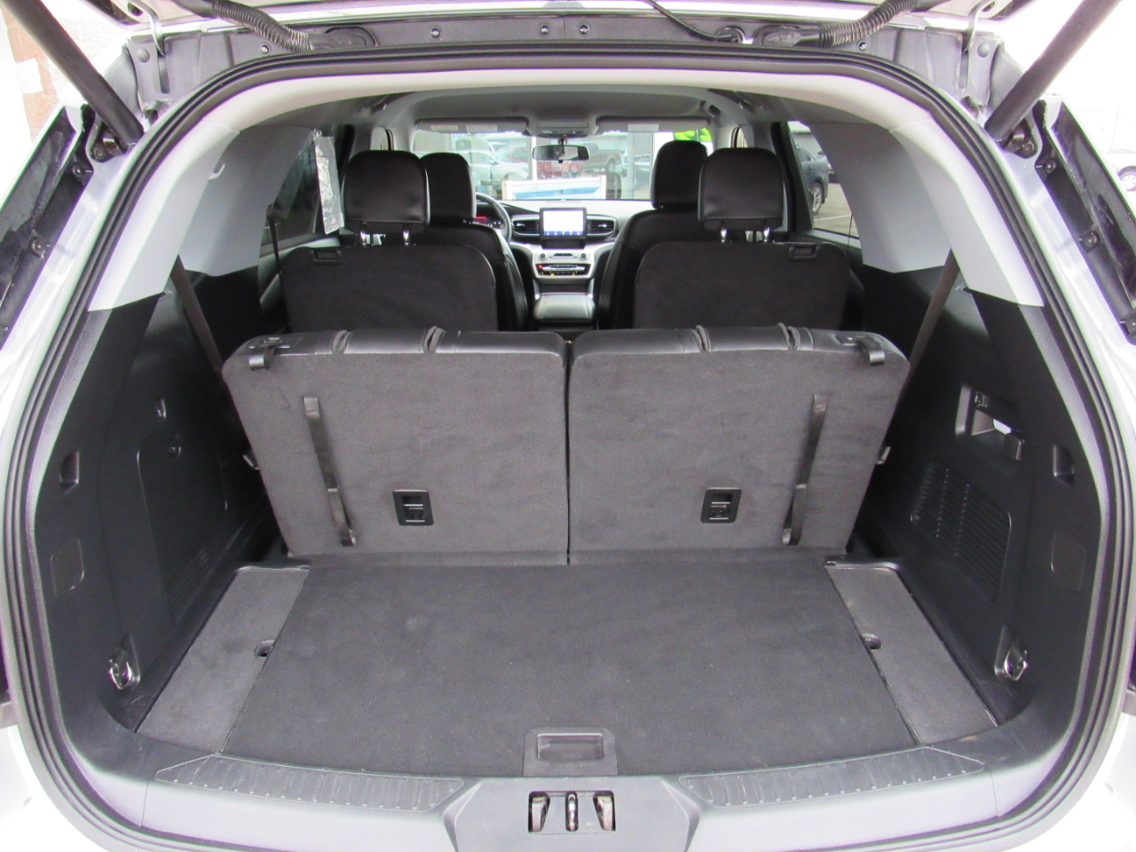 Ford Explorer XLT 4WD 2022