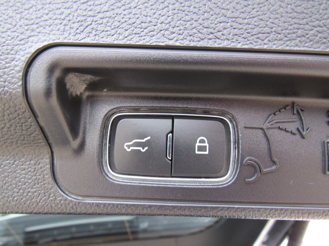 Ford Explorer XLT 4WD 2022