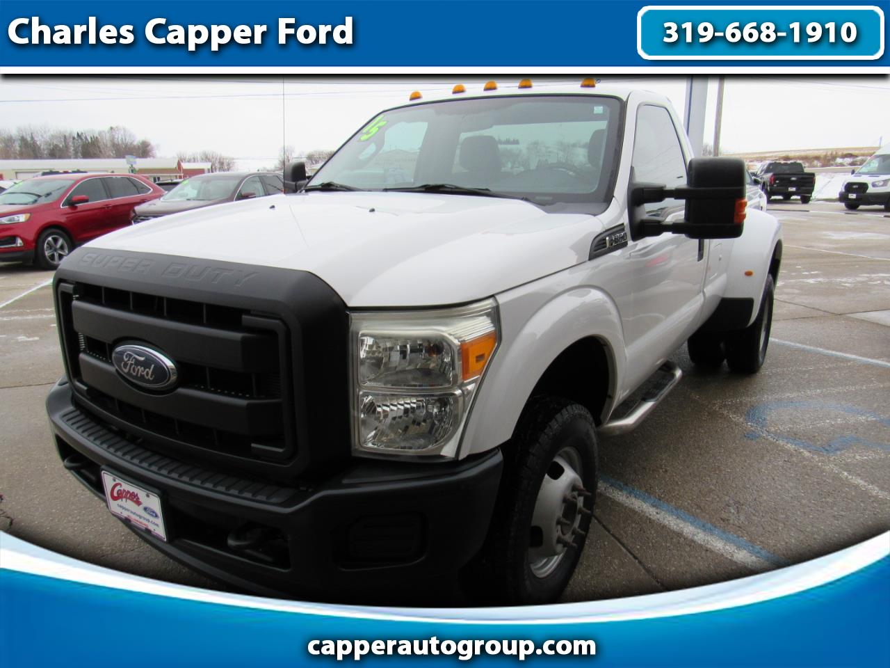 2015 Ford Super Duty F-350 DRW 4WD Reg Cab 137" XLT