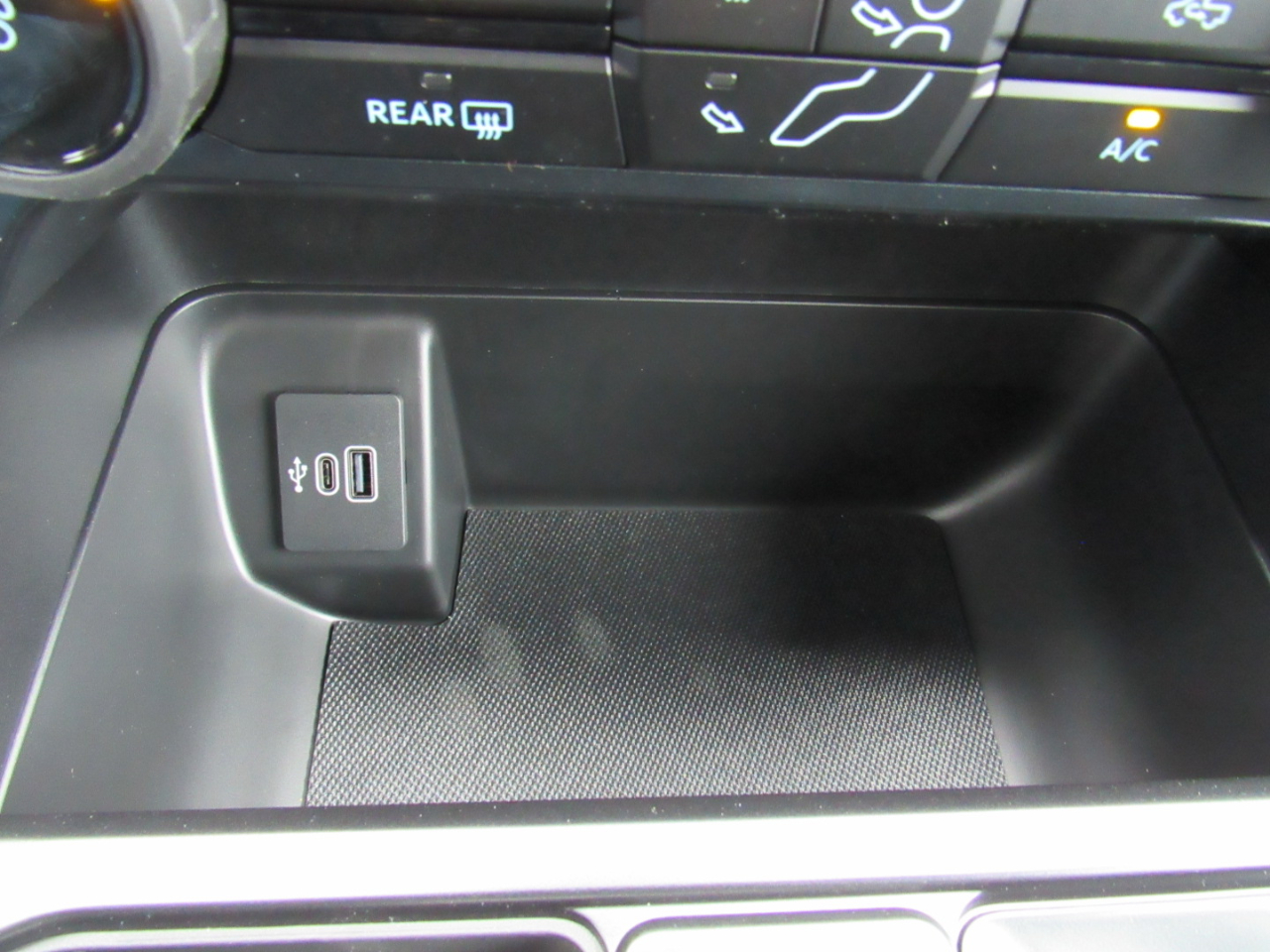 Ford F-150 STX 4WD SuperCrew 5.5' Box 2025