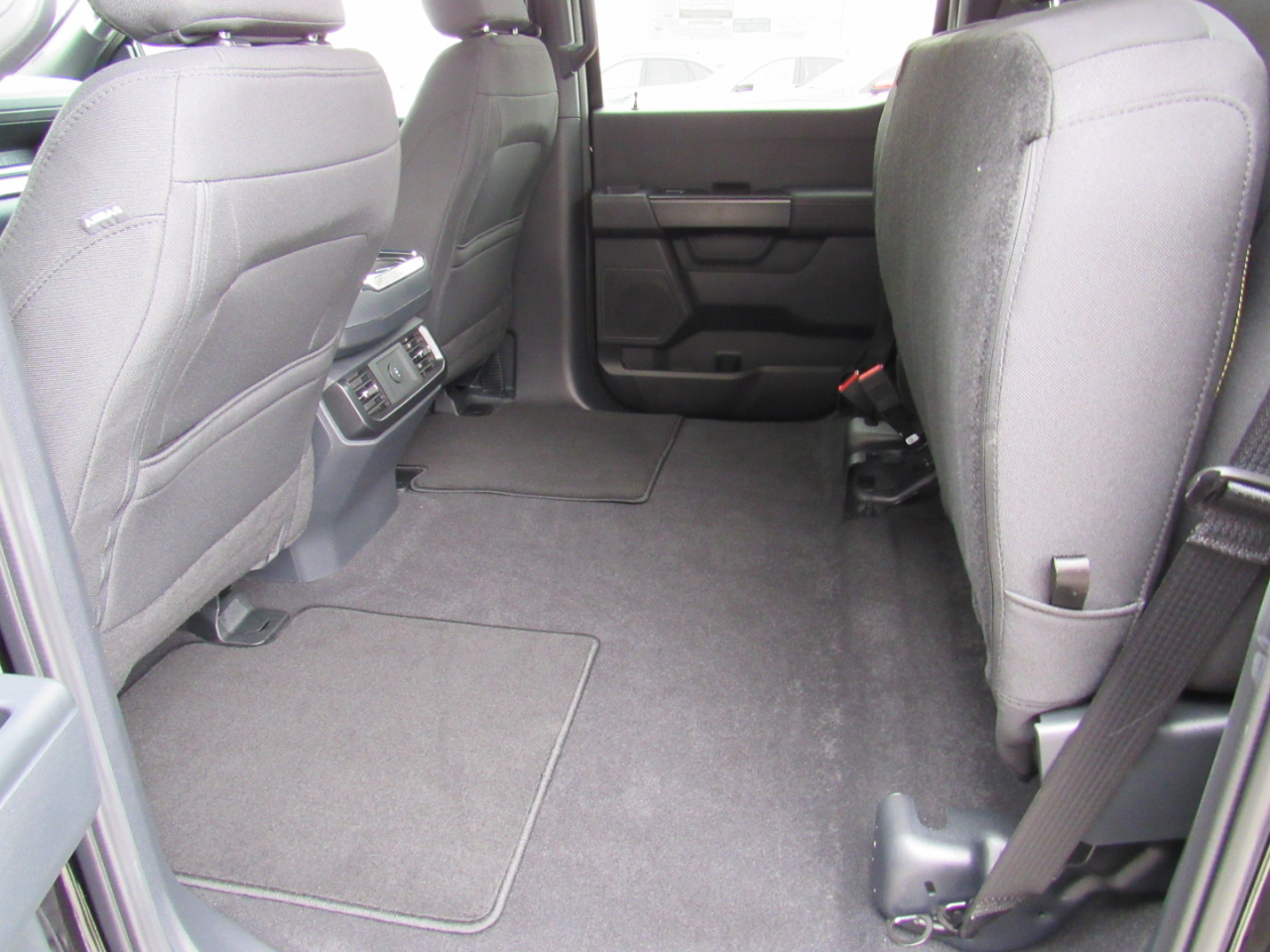 Ford F-150 STX 4WD SuperCrew 5.5' Box 2025