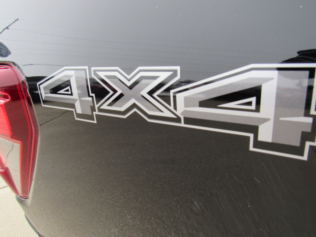 Ford F-150 STX 4WD SuperCrew 5.5' Box 2025