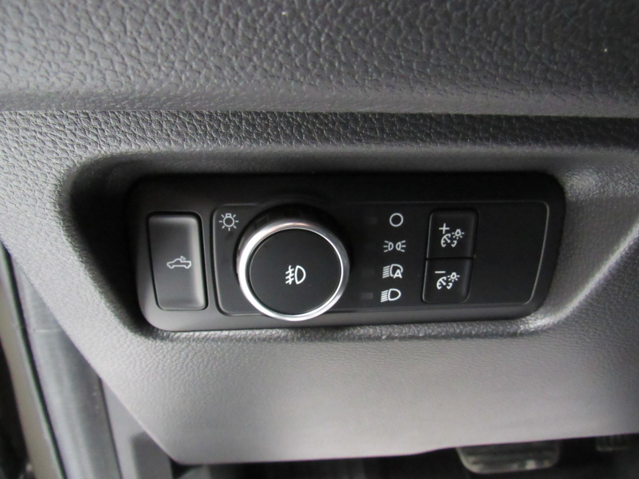 Ford Ranger XLT 4WD SuperCrew 5' Box 2025