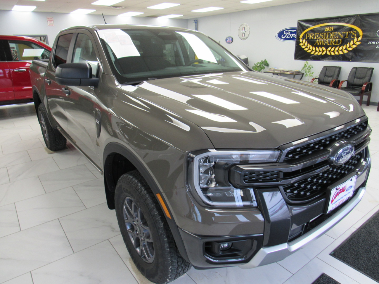 Ford Ranger XLT 4WD SuperCrew 5' Box 2025