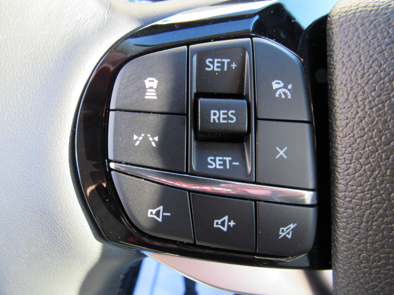 Ford Explorer Platinum 4WD 2026