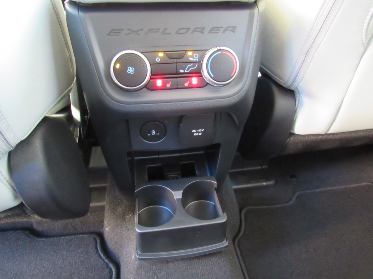 Ford Explorer Platinum 4WD 2026