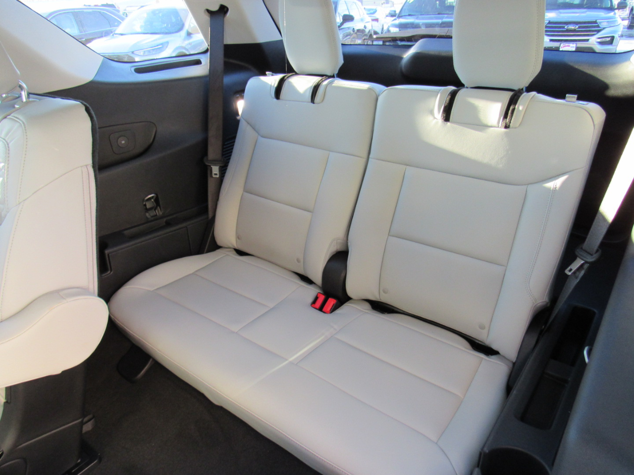 Ford Explorer Platinum 4WD 2026