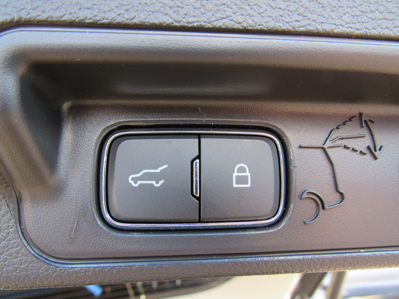 Ford Explorer Platinum 4WD 2026