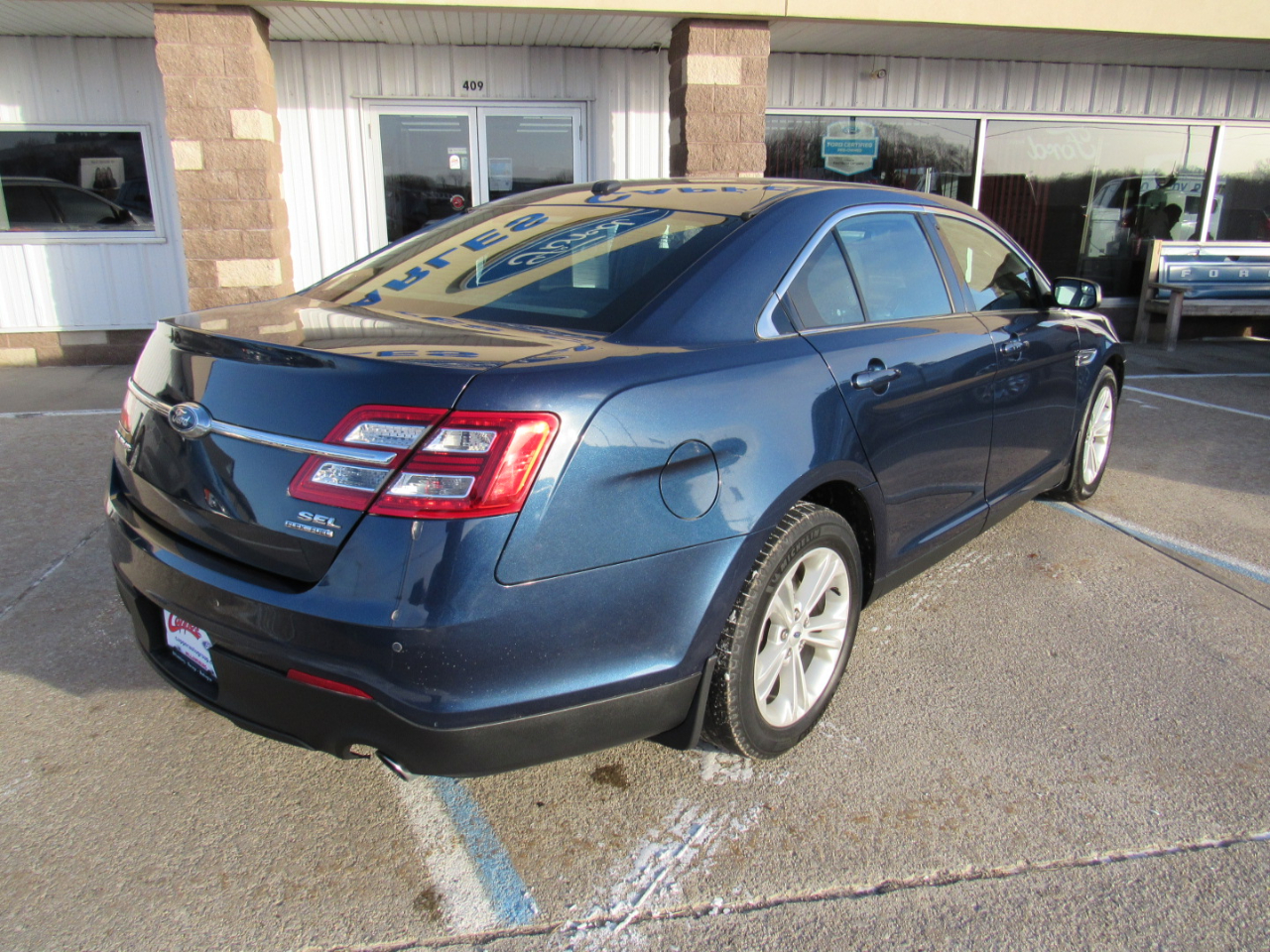 Ford Taurus SEL FWD 2017