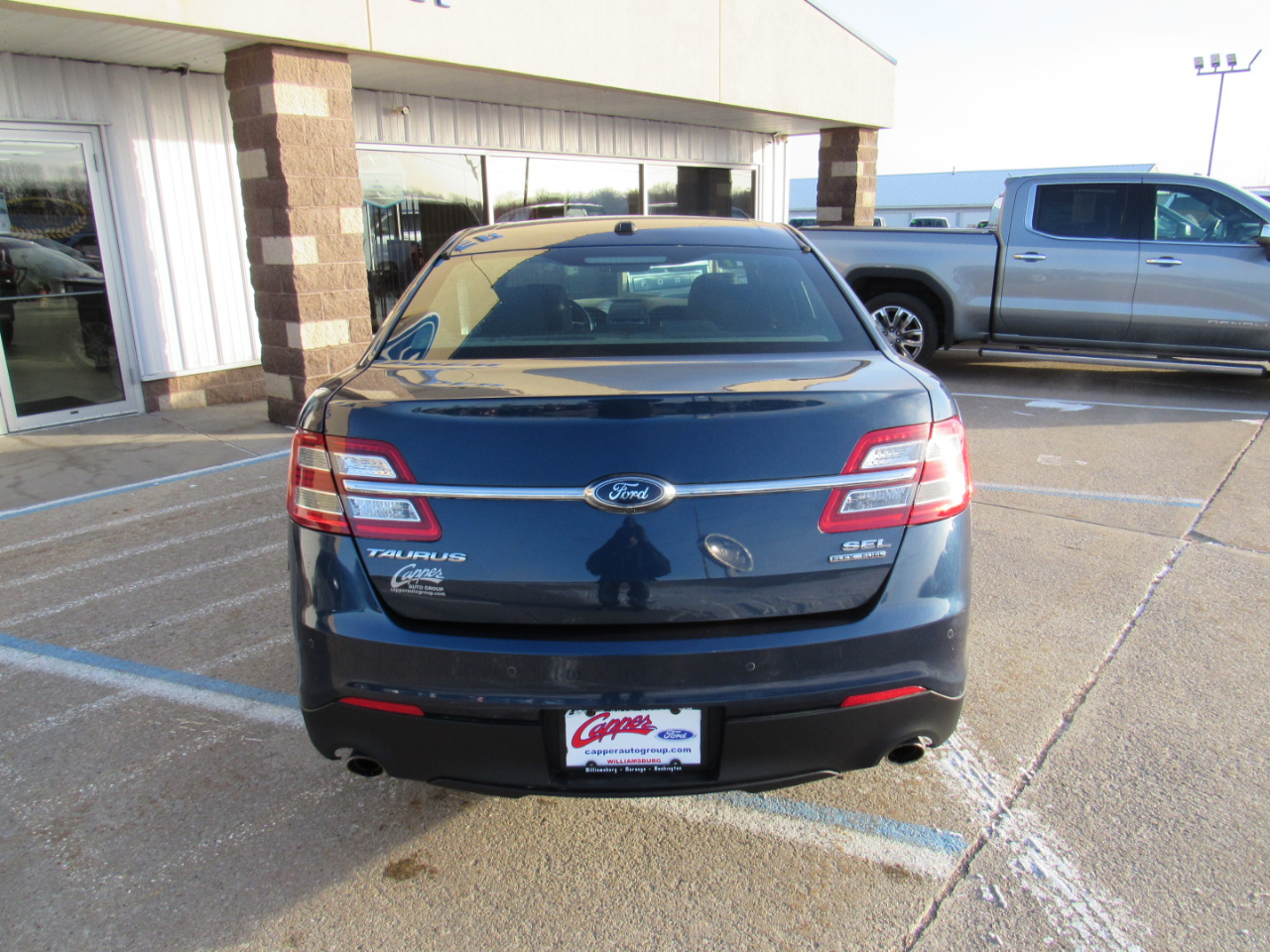 Ford Taurus SEL FWD 2017