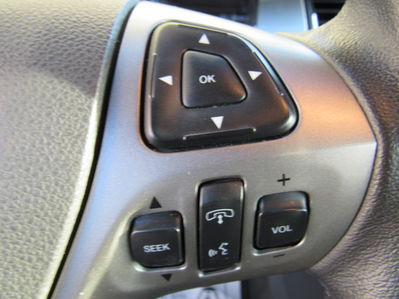 Ford Taurus SEL FWD 2017