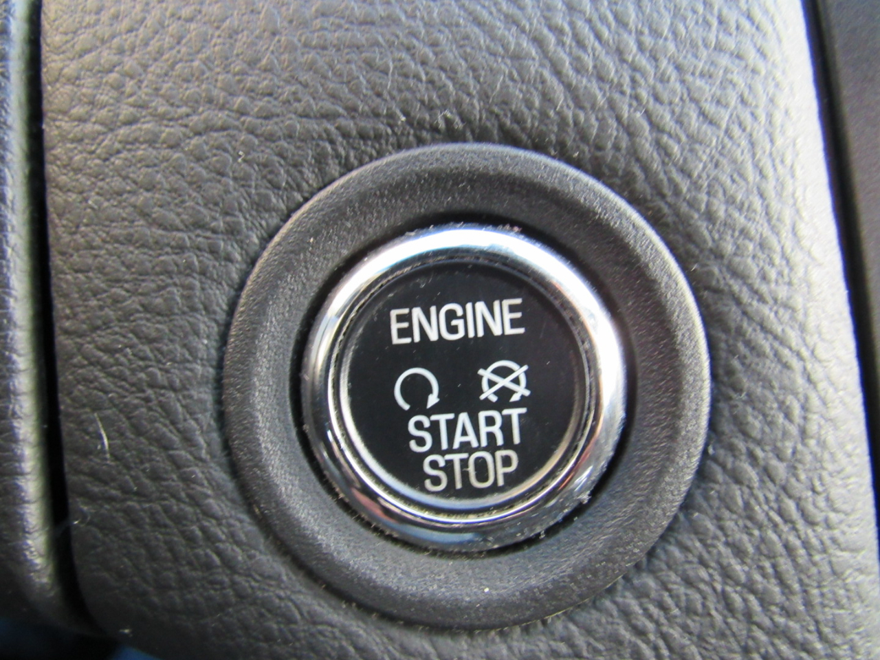 Ford Taurus SEL FWD 2017