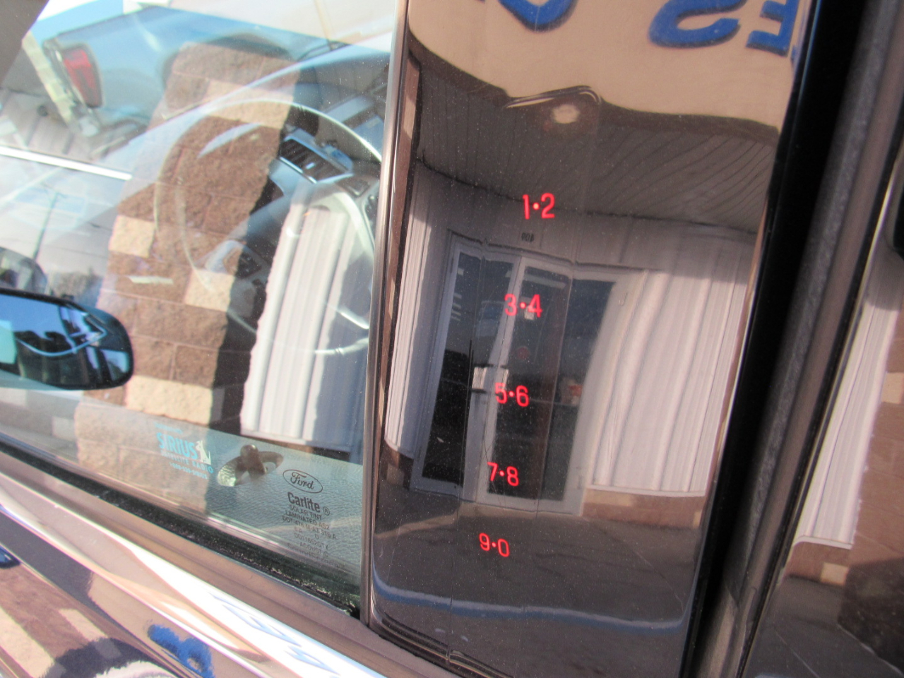 Ford Taurus SEL FWD 2017