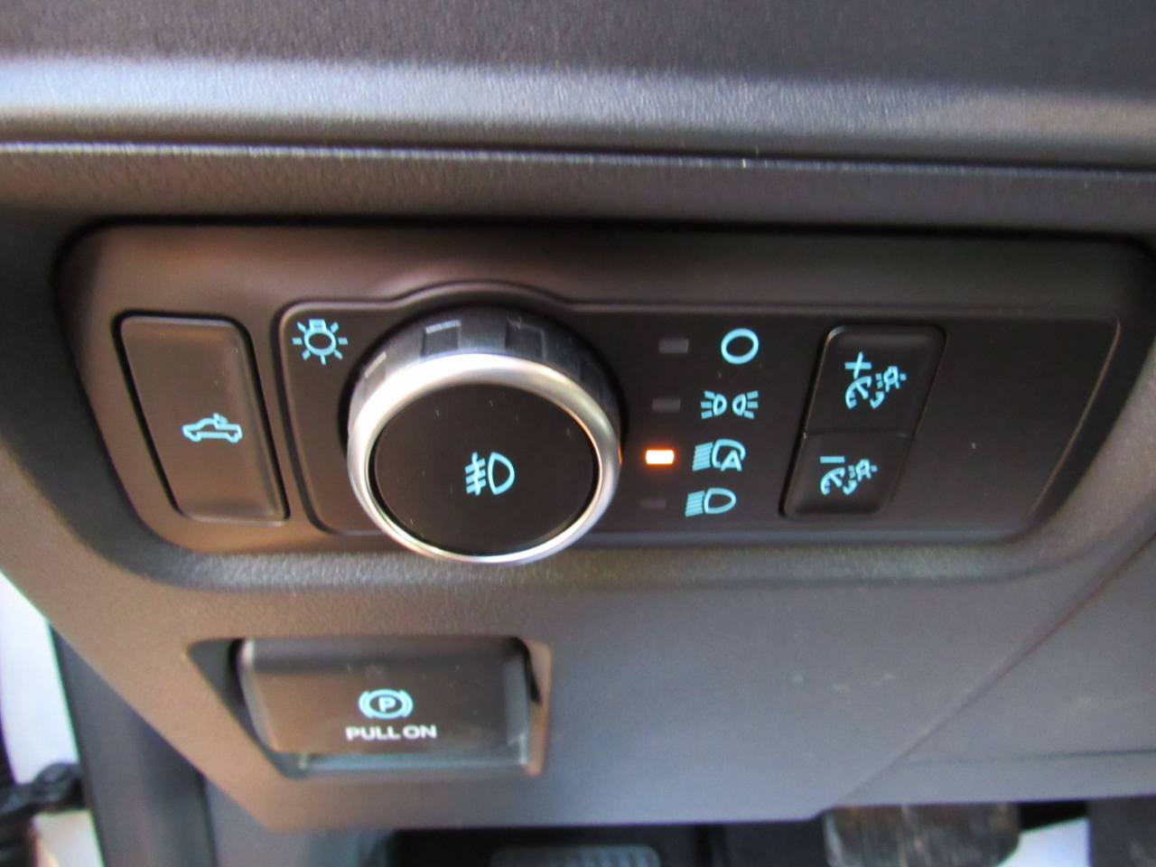 Ford F-150 STX 4WD SuperCrew 5.5' Box 2026